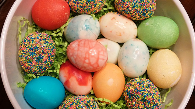 3 Easy Easter Egg Decorations