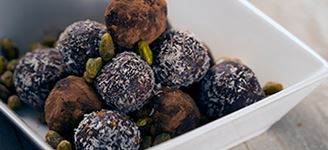 Chocolate Pistachio Energy Bites