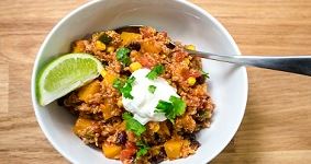 Slow Cooker Quinoa Chili